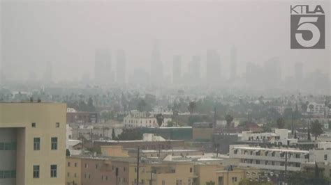 Air quality reaches unhealthy levels in metro Los Angeles